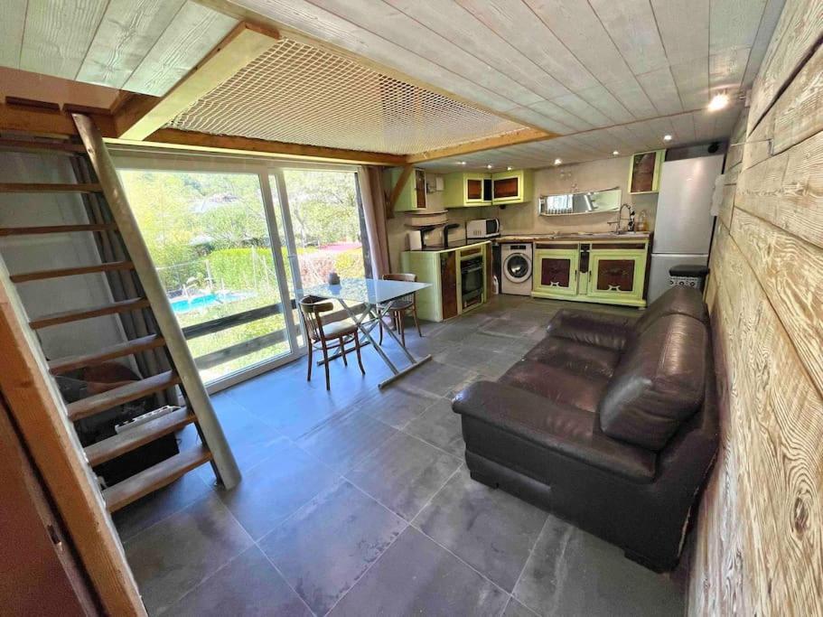 La Tiny House De Chaparon Apartment Lathuile ภายนอก รูปภาพ